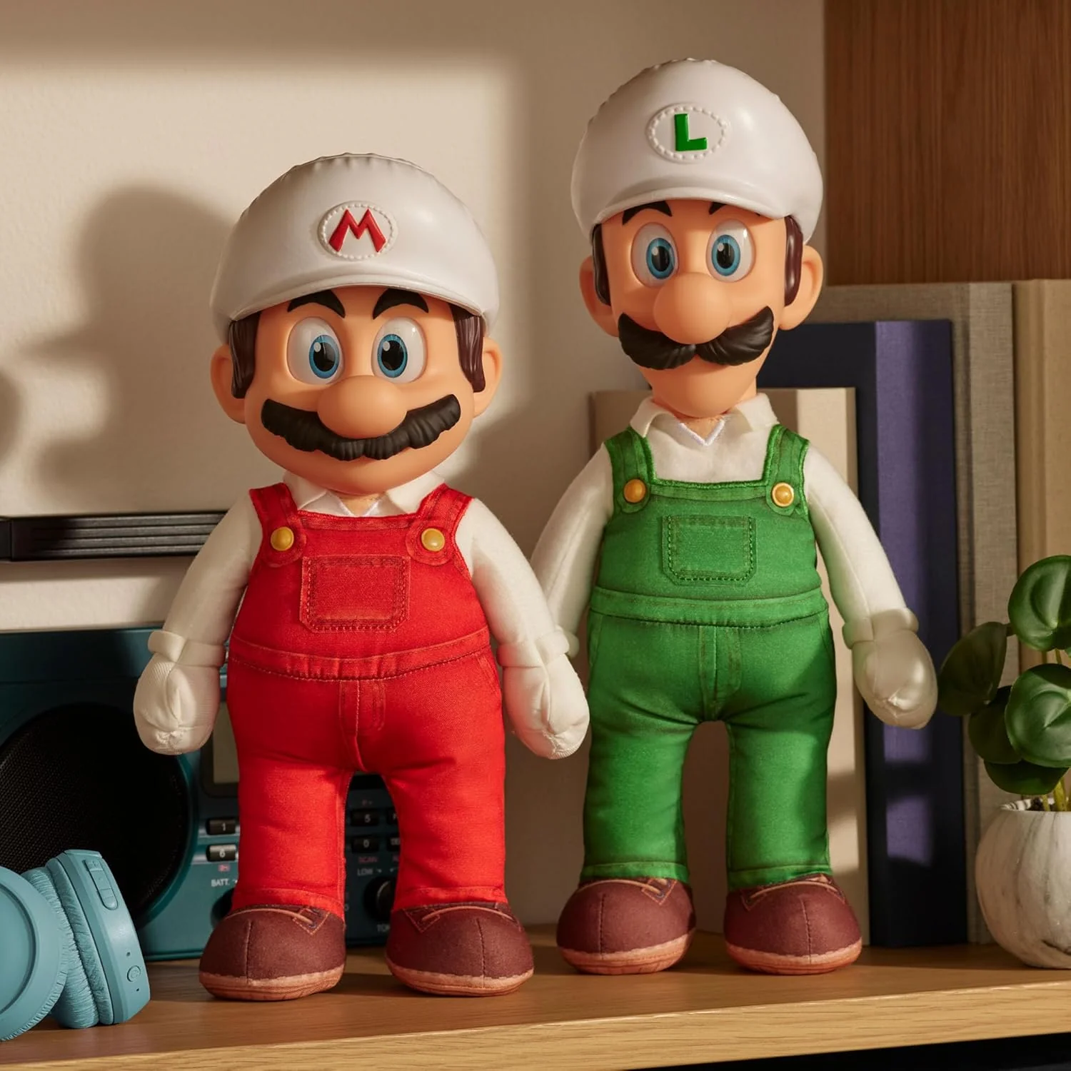 The Super Mario Galaxy Movie Fire Luigi Poseable Plush 15" / 38cm, Officially Licensed by Jakks Pacific, Plush with Sculpted Roto Head, Nintendo Collectible Plush, for Ages 3+ - Image 3