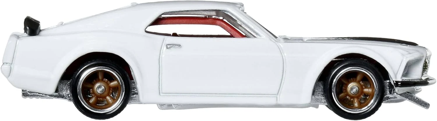 Hot Wheels Cars, Premium Fast & Furious 1:64 Scale Die-Cast Car for Collectors Inspired by Fast & Furious Movie Franchise, JHW72 - Image 5