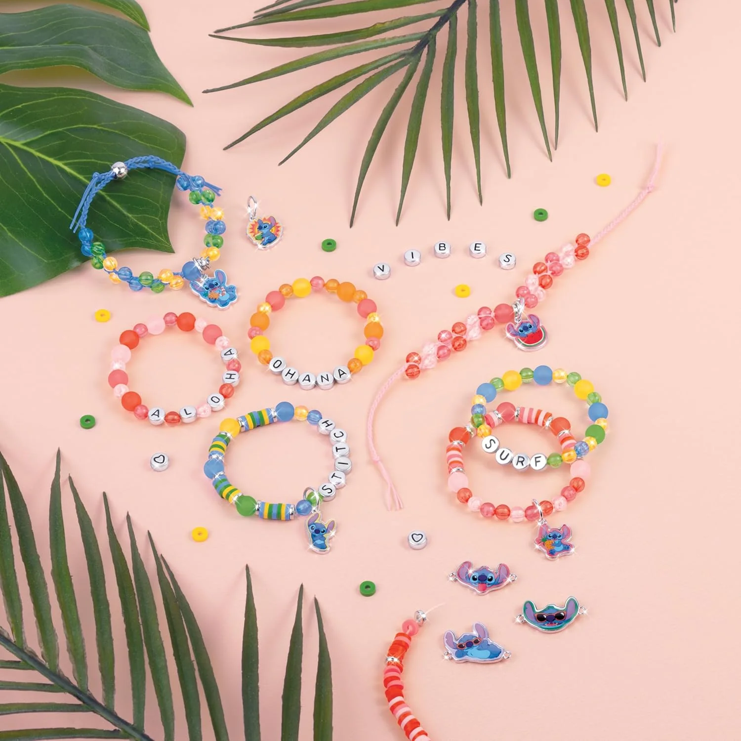 Make It Real: Disney Stitch - Craft Along Storybook & DIY Sieraden Kit - 1865st Craft Set, Ontwerp & Maak 12 ABC & Bead Armbanden, Tween-Girls-Kids 6+ - Image 4