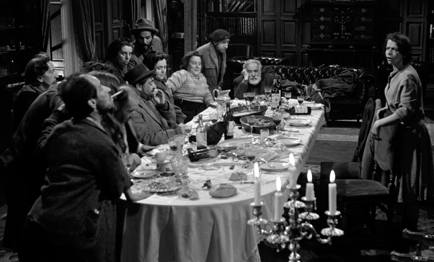 Viridiana (The Criterion Collection) - Image 3