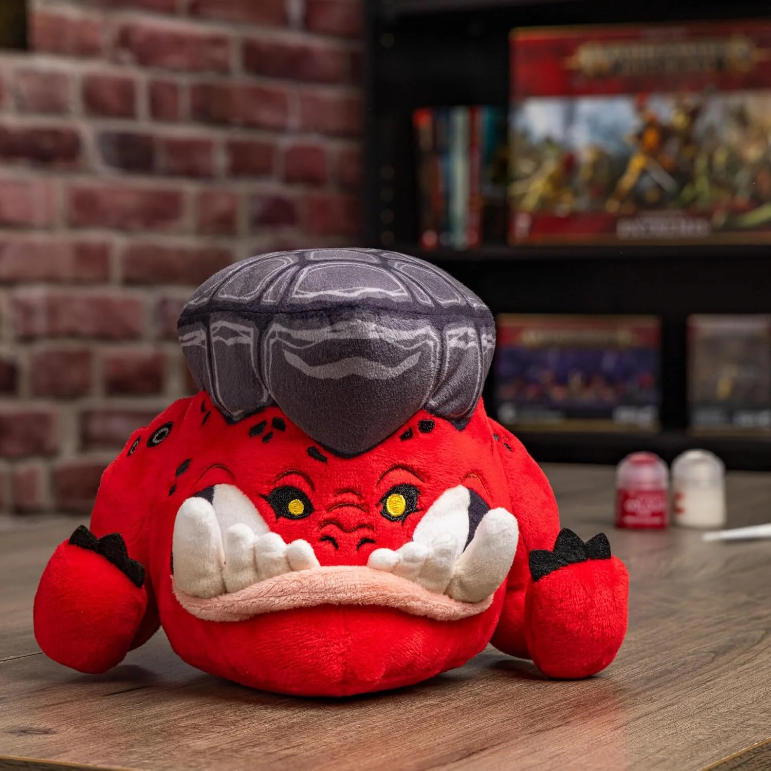 Warhammer Age of Sigmar Klonk the Rockbrow Squig Plush, 7.5 Inch Collectible Soft Toy, Squishable Monster from Mortal Realms, Display Figure for Fans and Gamers, Gift for Teens and Adults - Image 6