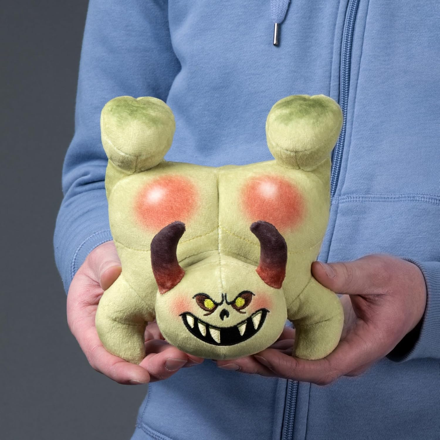 TOMY Warhammer 40,000 Cheeky Nurgling Plüschfigur, 17 cm Sammler Plüsch, Weiches Squishy Chaos-Dämon Kuscheltier, Deko für Gamer und Fans, Hochwertiges Geschenk für Jugendliche und Erwachsene - Image 6
