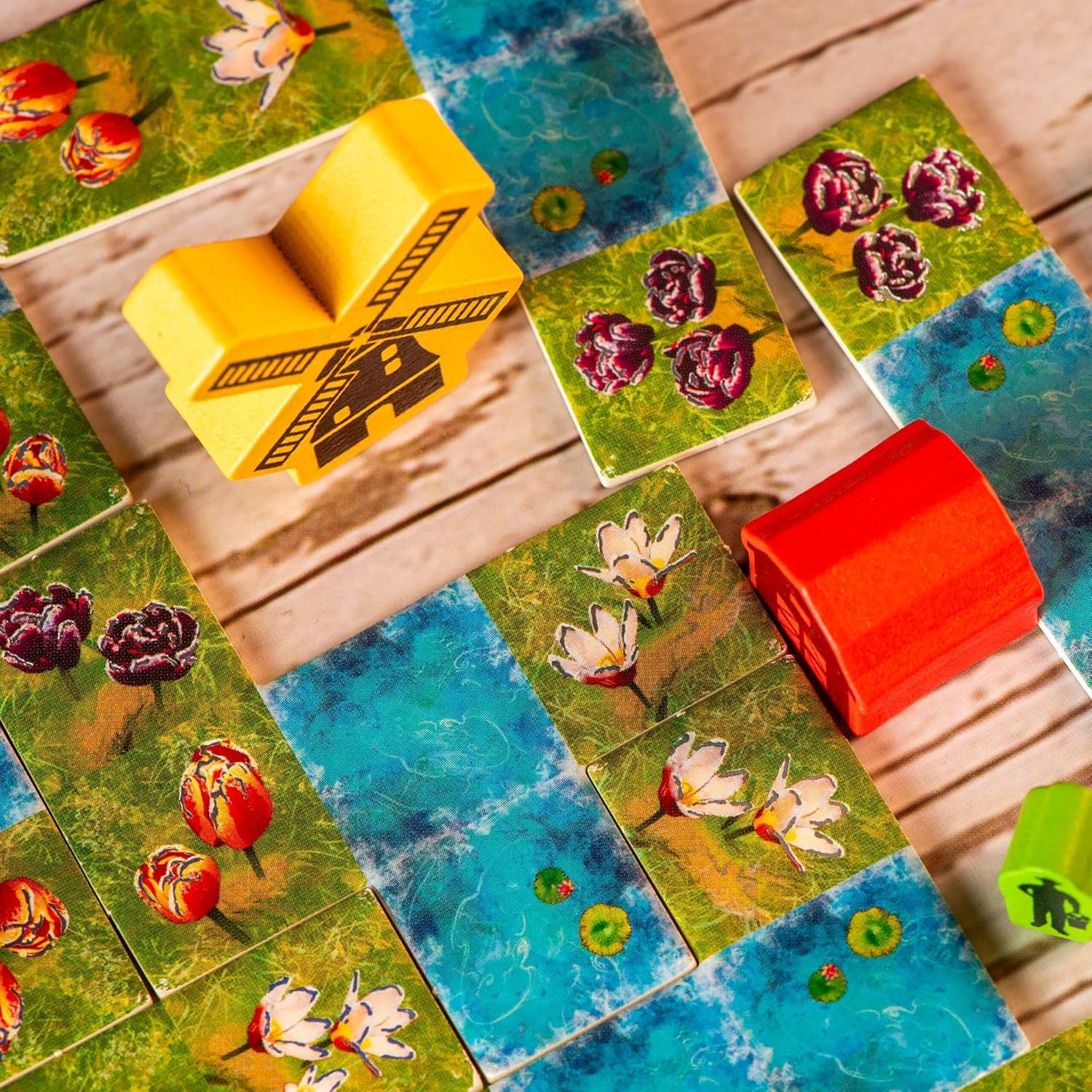 Synapses Games | Frosted Blooms | Board Game | Ages 8+ | 1-4 Players | 40 Minutes Playing Time - Image 7