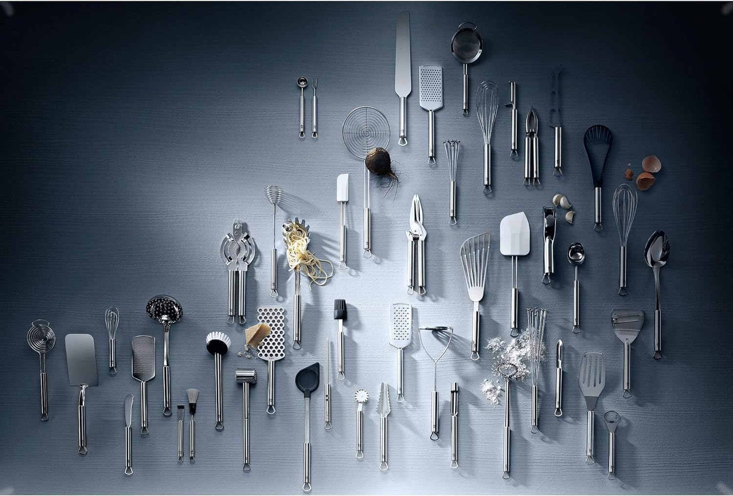 WMF Serving Spoon 32 cm Plus Cromargan Stainless Steel Dishwasher-Safe - Image 5