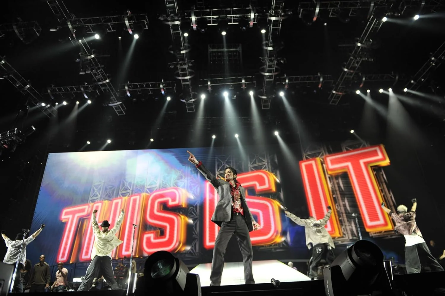 MICHAEL JACKSON: THIS IS IT - Image 4
