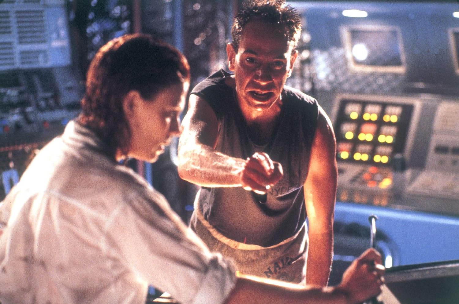 Deep Star Six (Mediabook, 4K-UHD+Blu-ray - Image 6