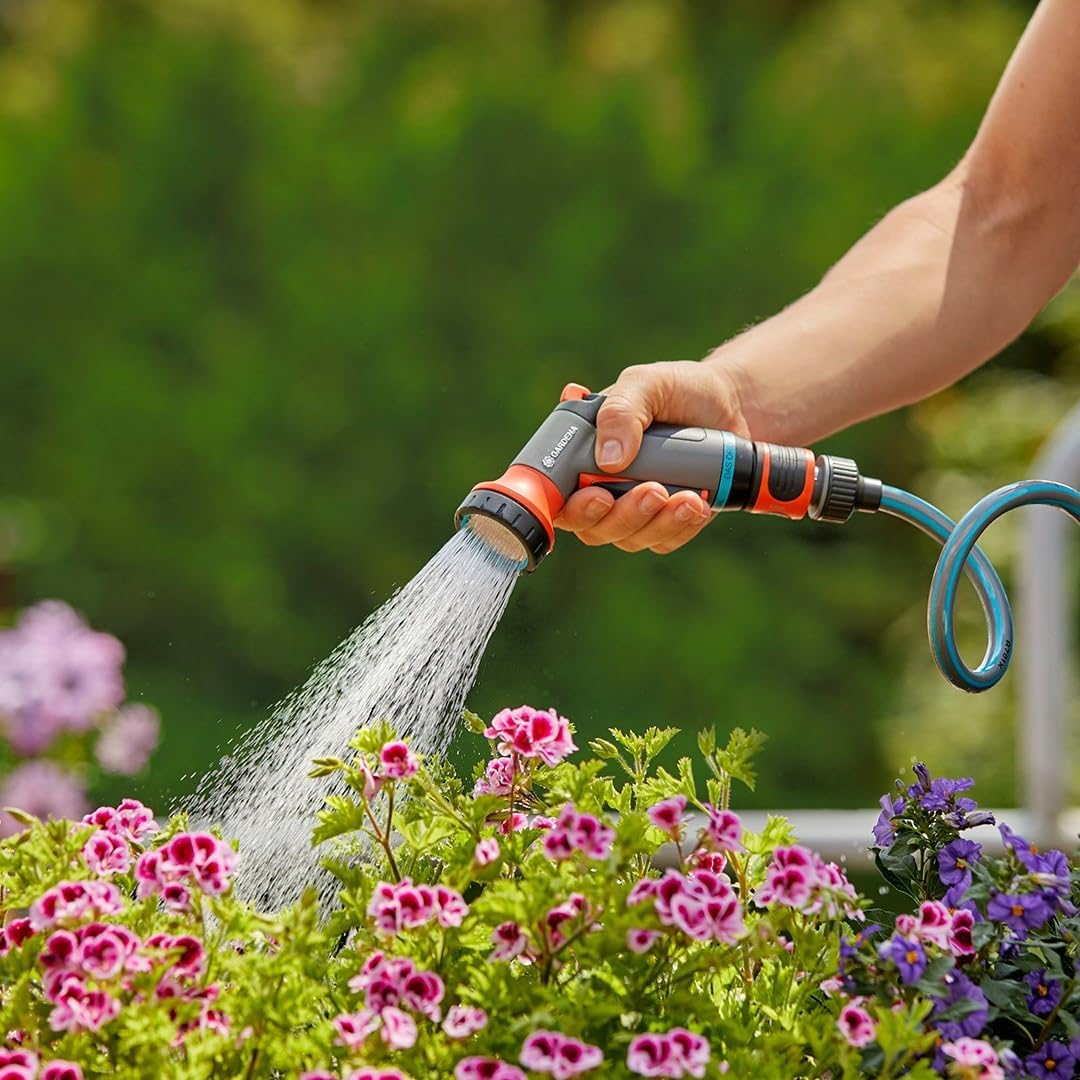 Gardena Premium Multi Sprayer: Garden sprayer for watering and cleaning, five spray patterns, filter, lock, robust, frost protection (18317-20 - Image 5