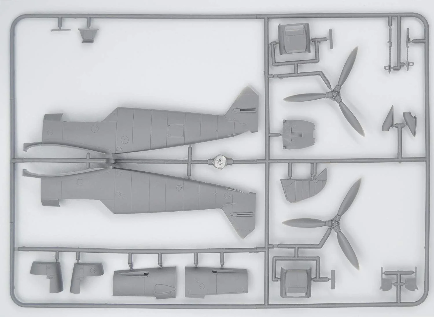 ICM ICM48805 1:48-BF 109F-4 con Personale Tedesco di Terra - Image 6