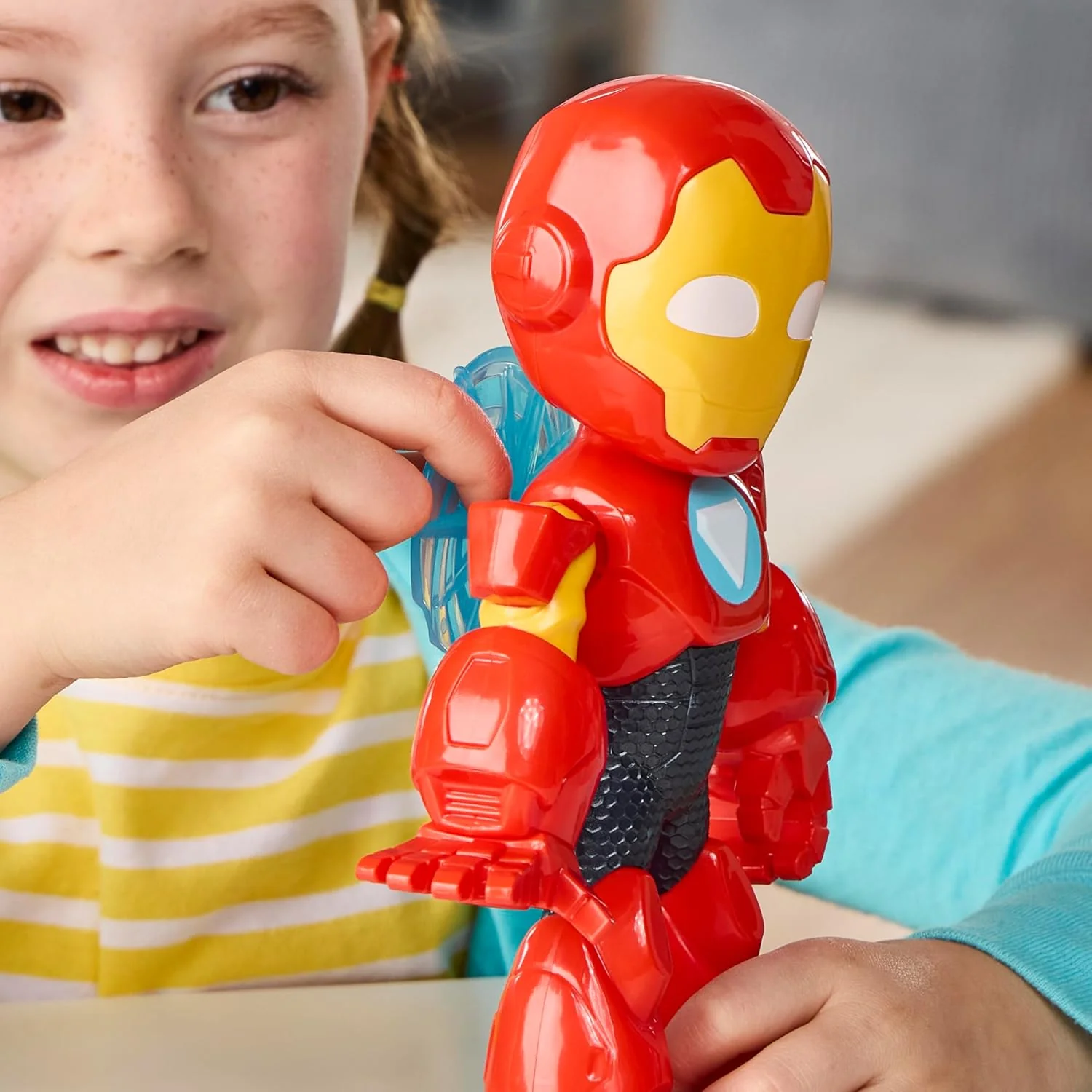 Iron Man and His Awesome Friends Marvel Iron Man 22.8 cm (9 Inch) Poseable Action Figure with Repulsor Shield Accessory, Super Hero Toy for Kids Ages 3+ - Image 5