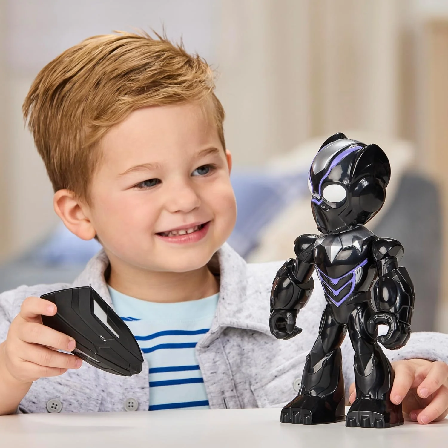 Iron Man and His Awesome Friends Marvel Black Panther Action Figure – 22.8 cm (9 Inch) Oversized Toy with Accessory, Ages 3+ - Image 4