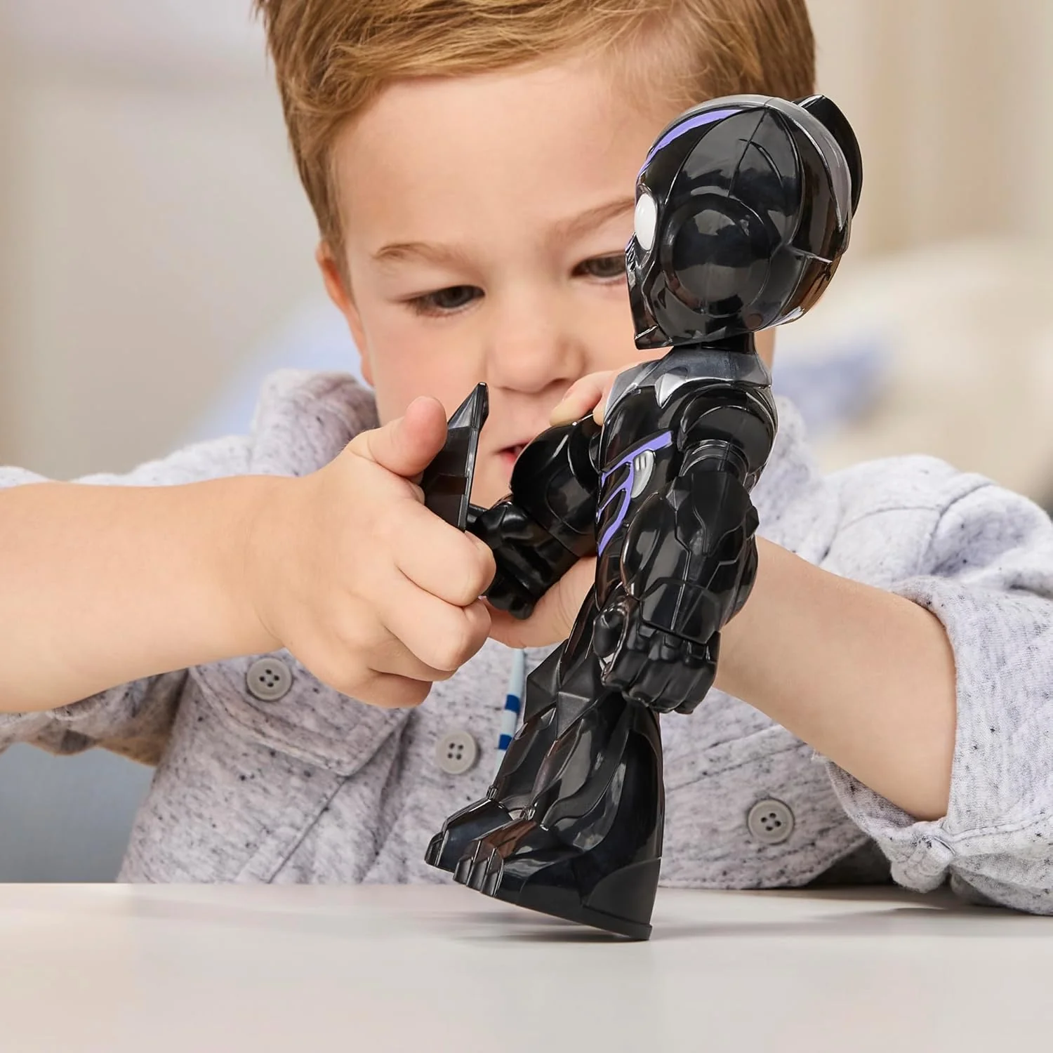 Iron Man and His Awesome Friends Marvel Black Panther Action Figure – 22.8 cm (9 Inch) Oversized Toy with Accessory, Ages 3+ - Image 8