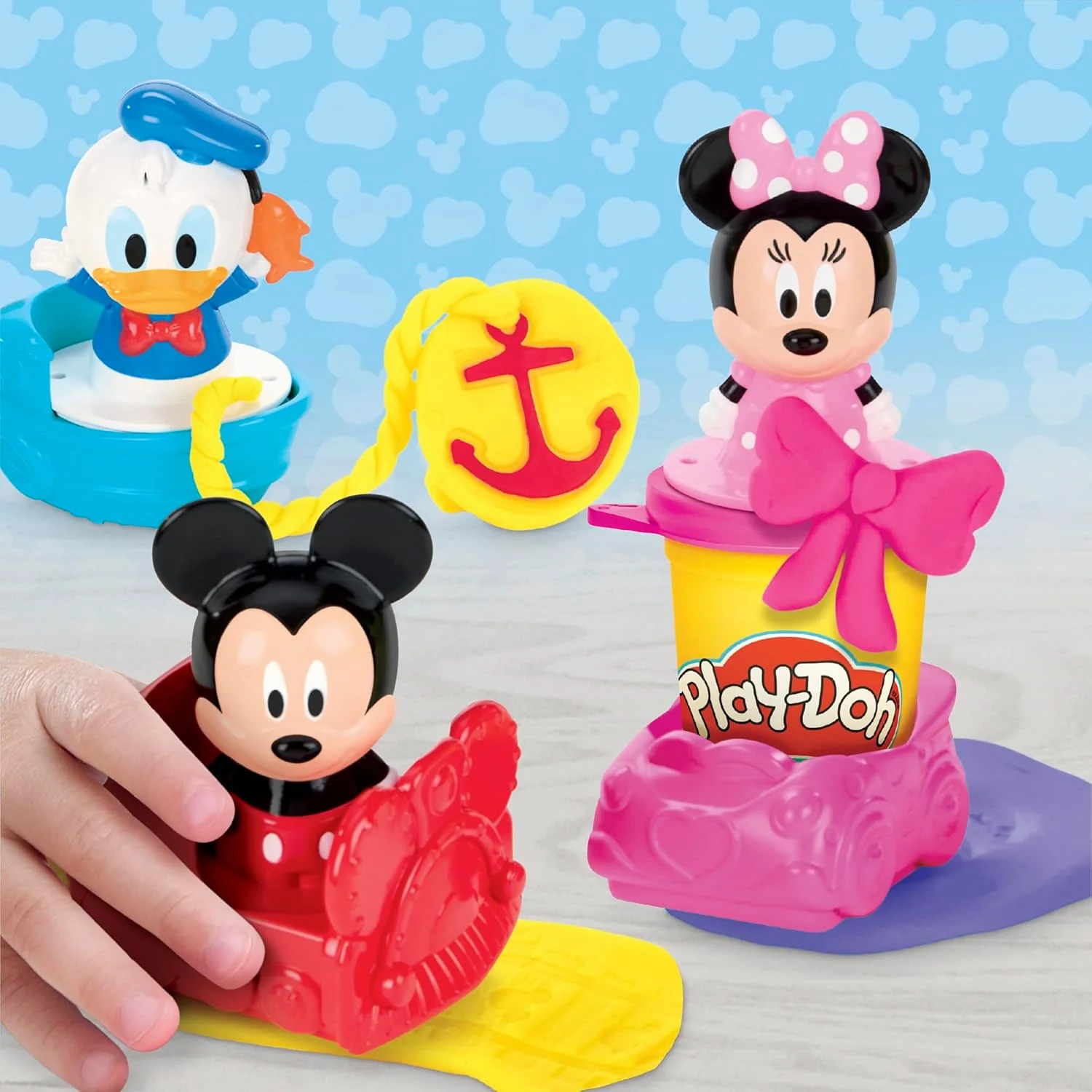 Play-Doh Disney Junior Stamp & Go Megapack with Mickey, Minnie & Donald, Arts & Crafts Preschool Toys for Children Aged 2+ - Image 3