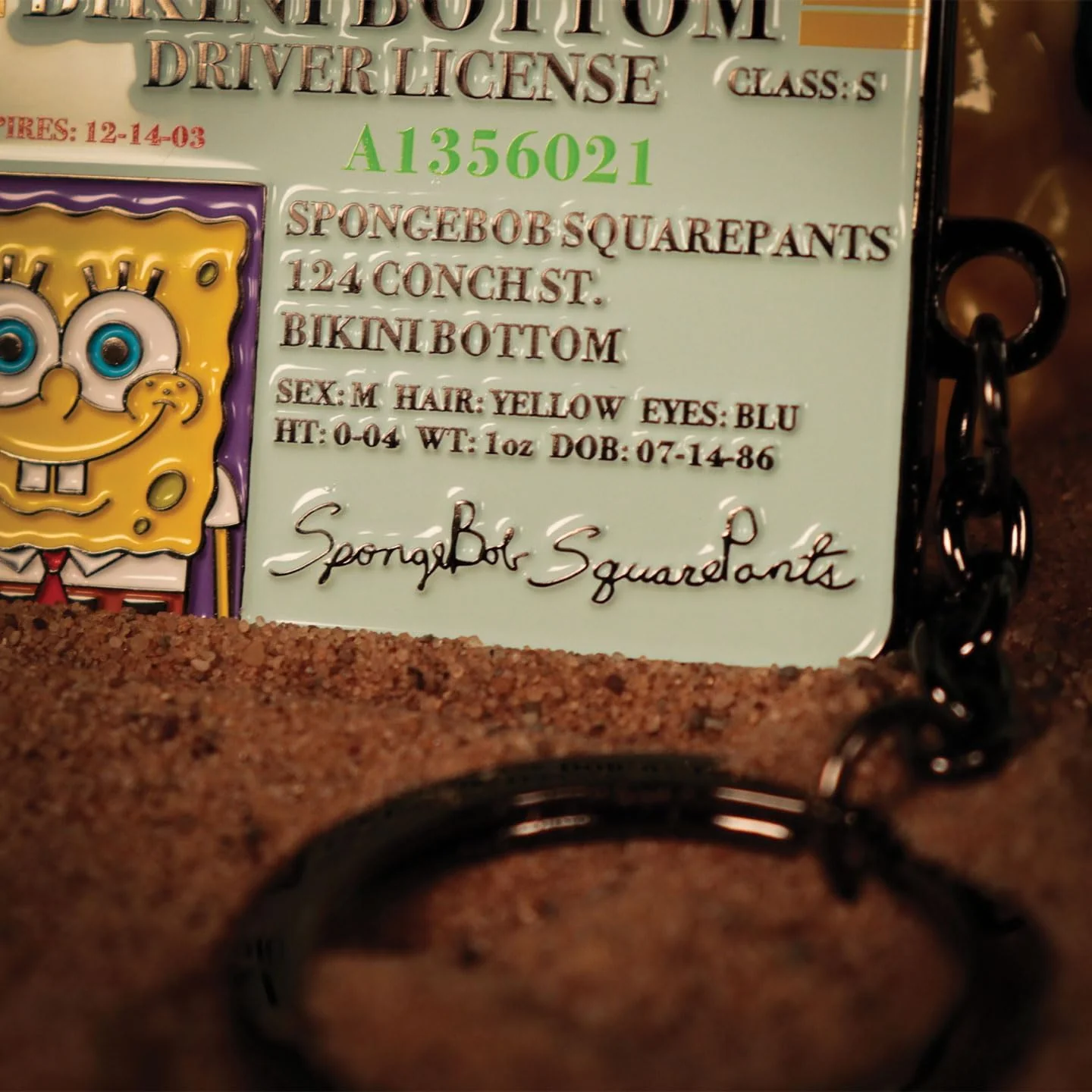 FaNaTtik SpongeBob SquarePants Driver License Keyring – Limited Edition Metal Collectible Fan Merchandise - Individually Numbered Keychain - Image 5