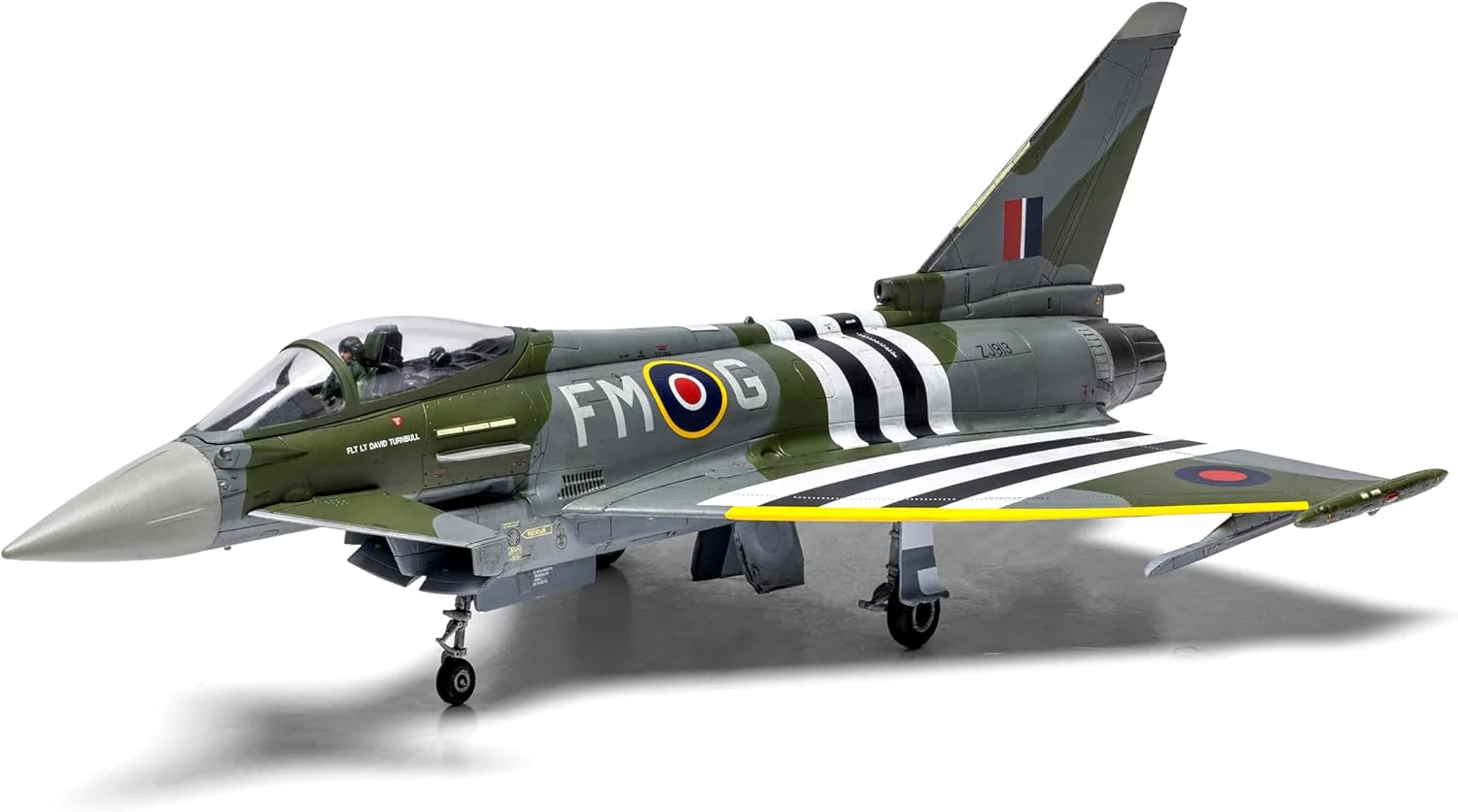 Airfix - A40001 Doppelpack – Eurofighter Typhoon FGR.4 (FMOG) + Hawker Typhoon Mk.Ib Classic Kit Modellbausatz - Image 2