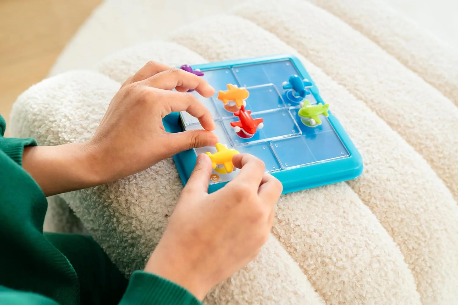SmartGames - Take Off, 1 Player Puzzle Game with 60 Challenges, Ages 5+ - Image 3