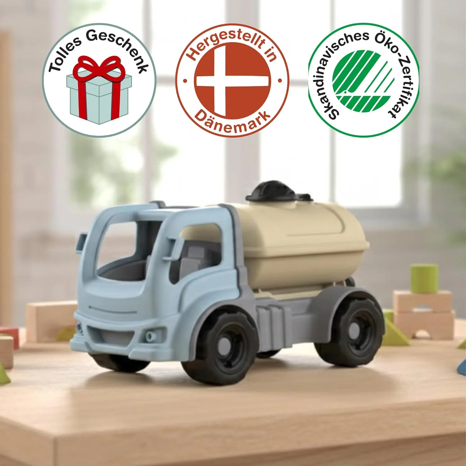 Dantoy - Classic Tanker Truck (2219) - Image 3