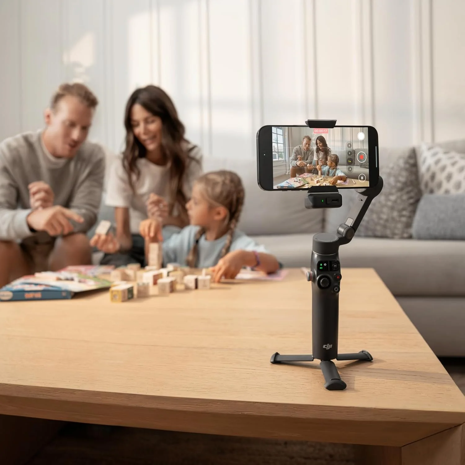 Dji – Osmo Mobile 8 – Smartphone Gimbal Stabilizer - Image 2