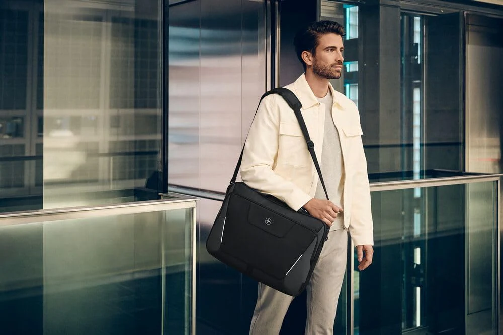 Wenger, XE Brief 17, 17" Laptop Briefcase with Tablet Pocket, Black, Digital Network, 15,6", Casual - Image 5