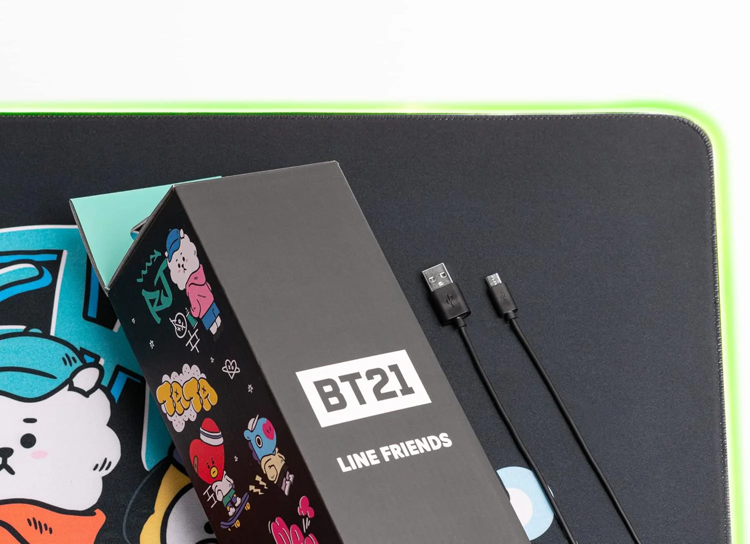 Mousepad - Mauspad LED BT21 - RGB Mauspad XXL 14 LED-Licht-Modus mit rutschfestem Gummigrundfläche und USB-Kabel - Mousepad XXL - Gaming mauspad 900 x 400 x 40 mm - BT21 Fanartikel - BE ARMY! - Image 3