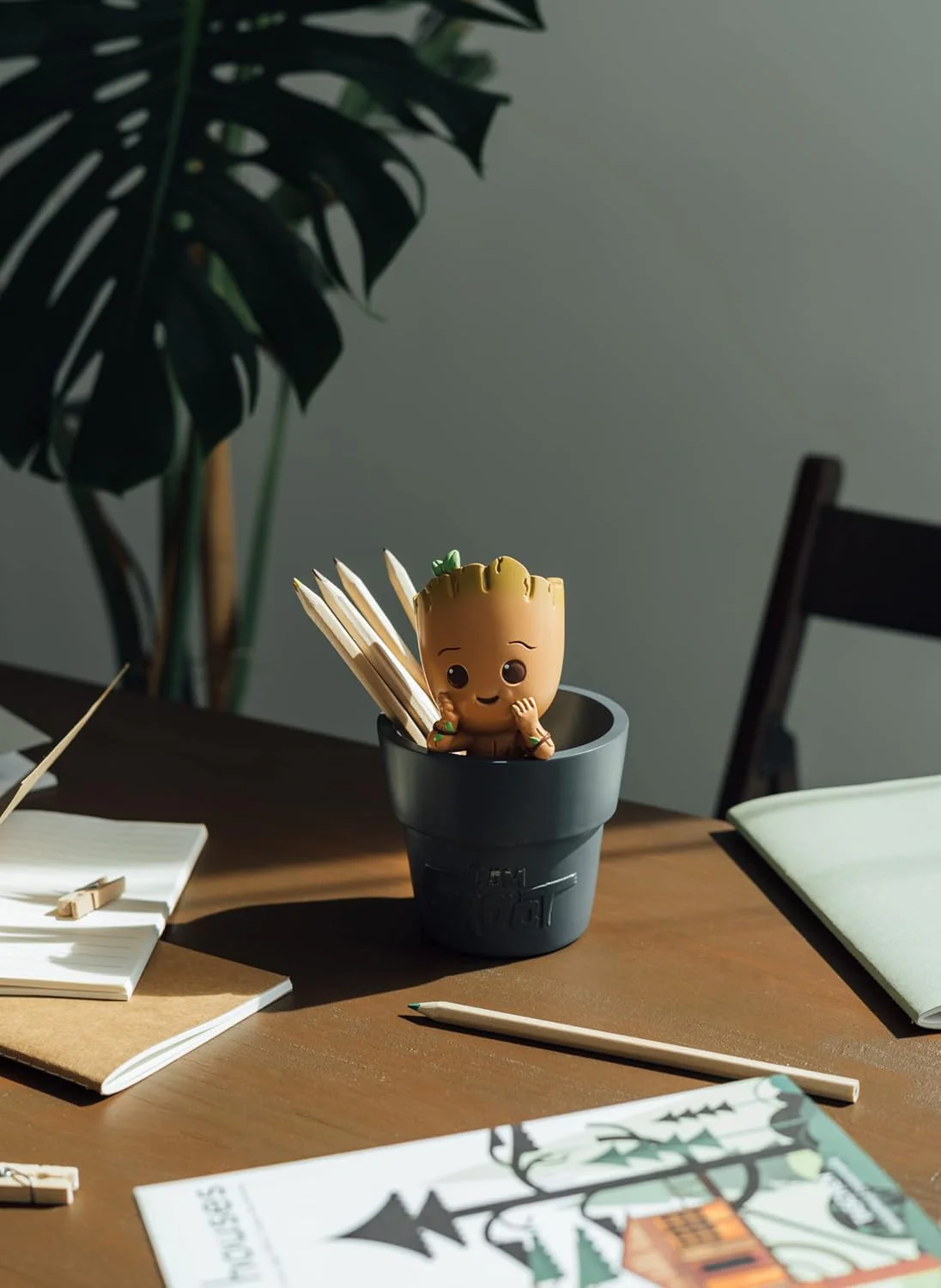 Grupo Erik Portapenne da Scrivania Groot Marvel 3D - Porta Penne Decorativo in Resina con Scomparto Interno | Cancelleria, Marvel Legends - Guardiani della Galassia (9,8 x 16,3 x 9,8 cm - Image 3