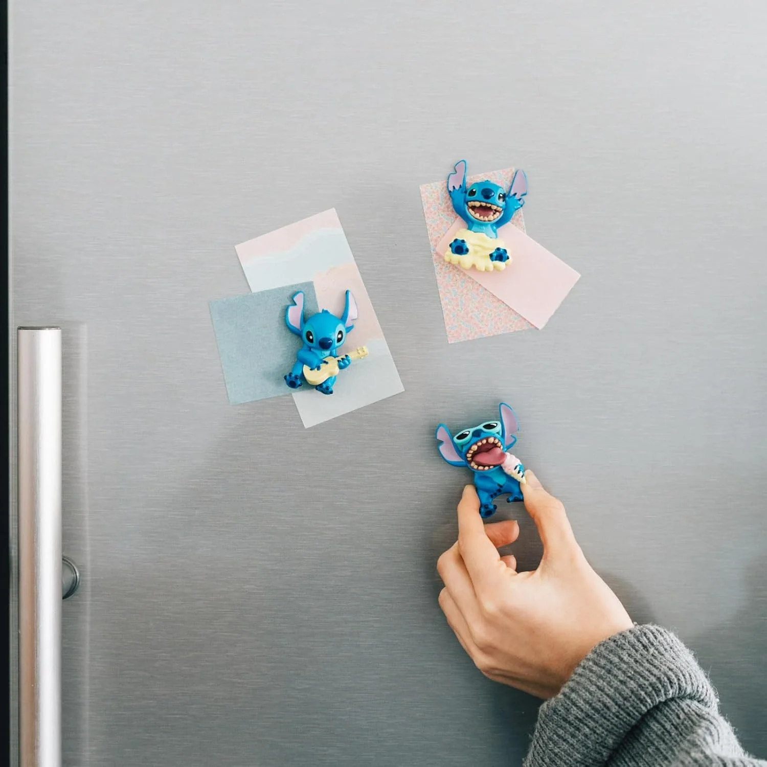 Disney Stitch Set Of 3 Magnets - Image 4