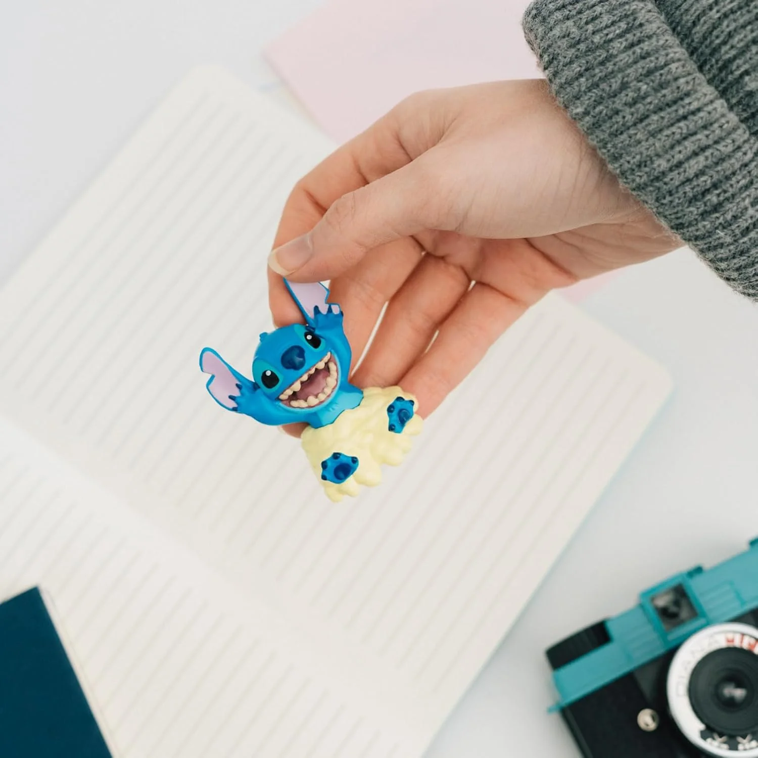 Disney Stitch Set Of 3 Magnets - Image 7
