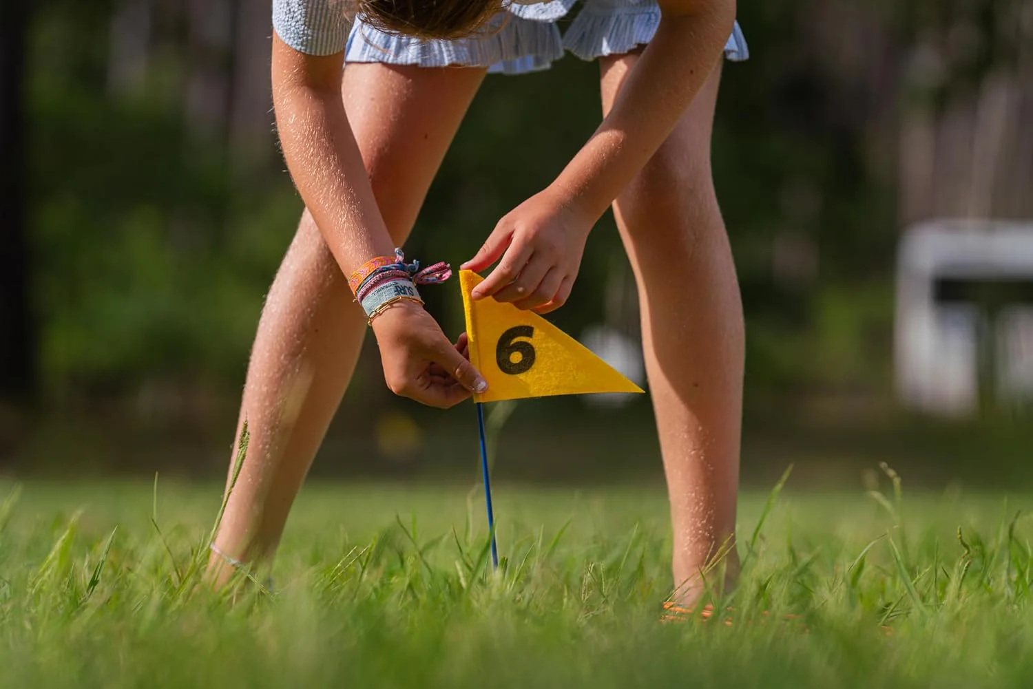 BS Toys – Outdoor Golf Disc Set – 6 vlaggen & 3 schijven Ø 25 cm – 1-3 spelers 6+ - Image 5